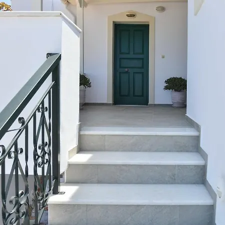 Sunshine Guest house *