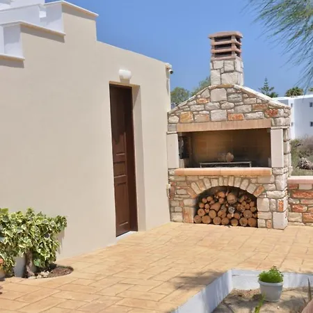בית הארחה Sunshine Naxos City