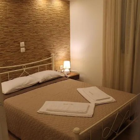 Sunshine * Naxos City